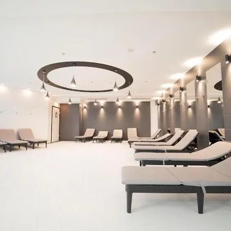 Hanza Tower Deluxe Sauna & Jacusi & Pool