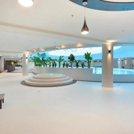 Hanza Tower Deluxe Sauna & Jacusi & Pool